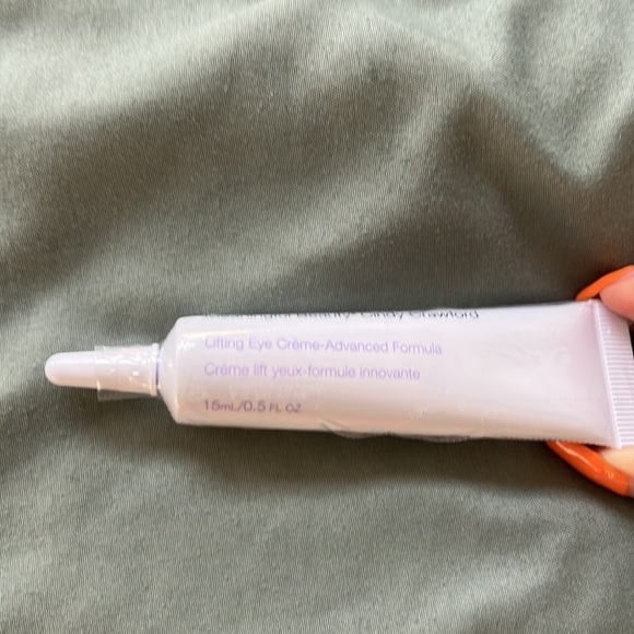 MB lifting eye creme - Picture 3 of 3